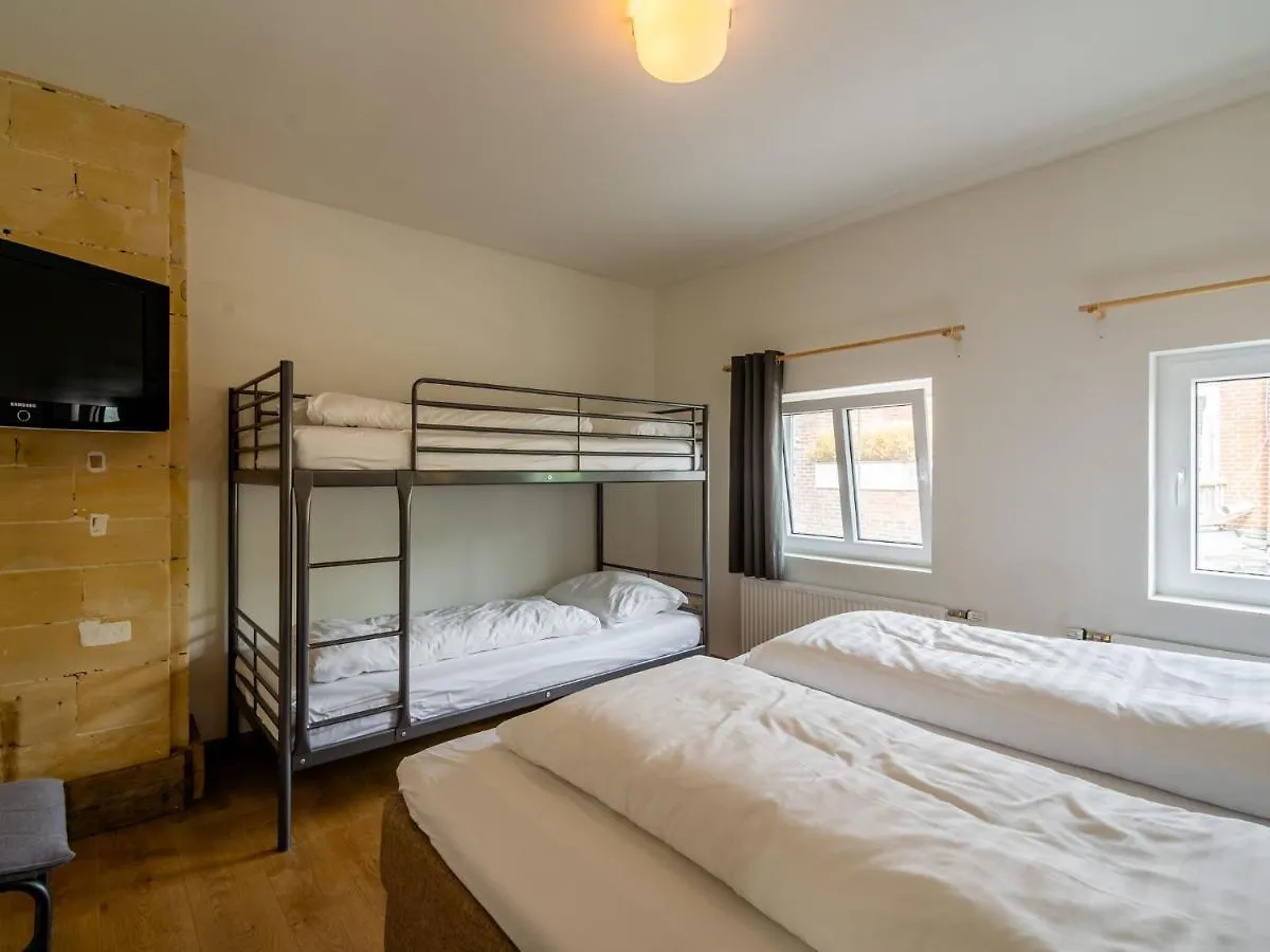 Beautifully Decorated And Spacious Apartment In The Heart Of South Limburg Schin op Geul 0*,