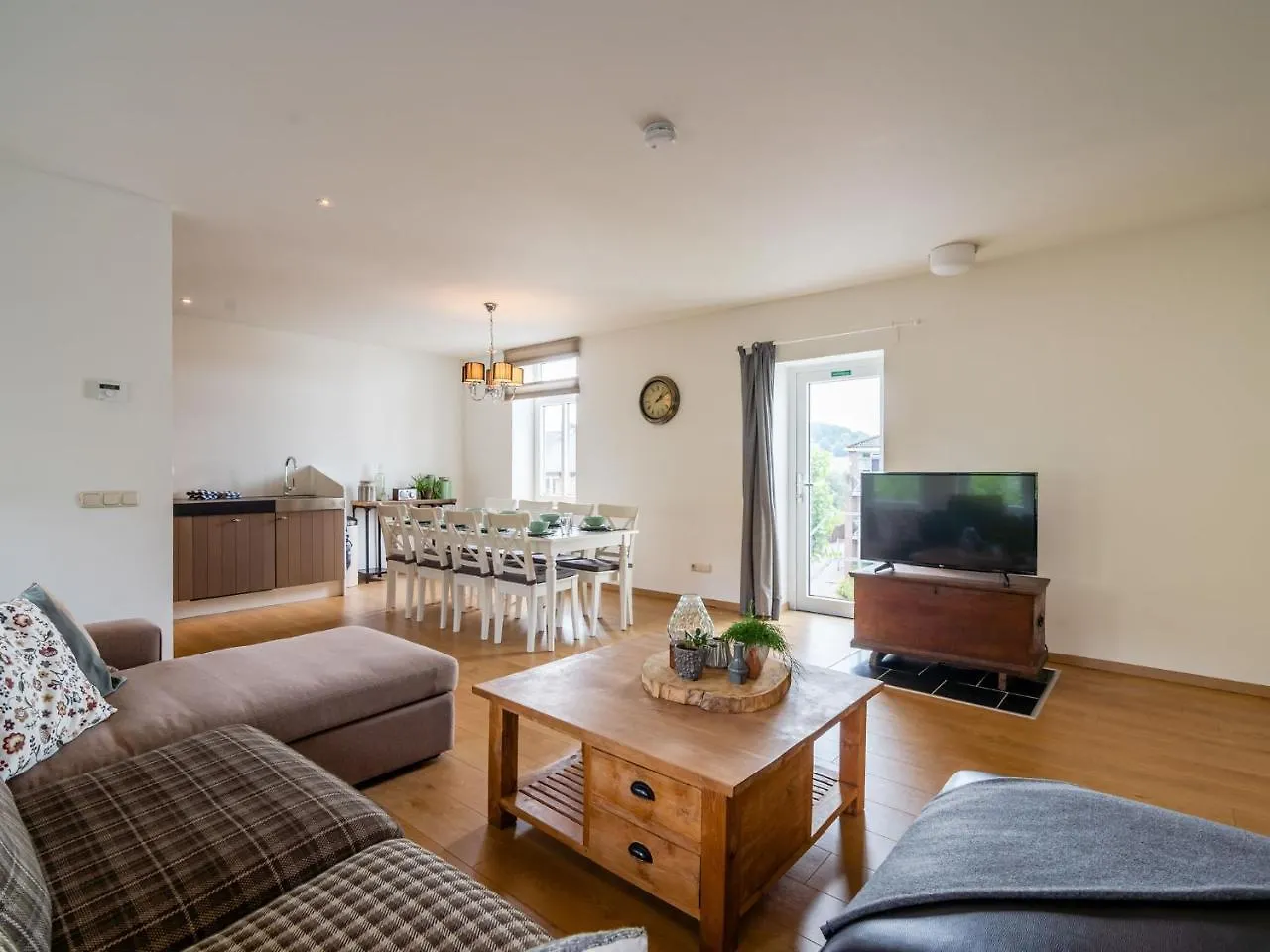 Beautifully Decorated And Spacious Apartment In The Heart Of South Limburg Schin op Geul